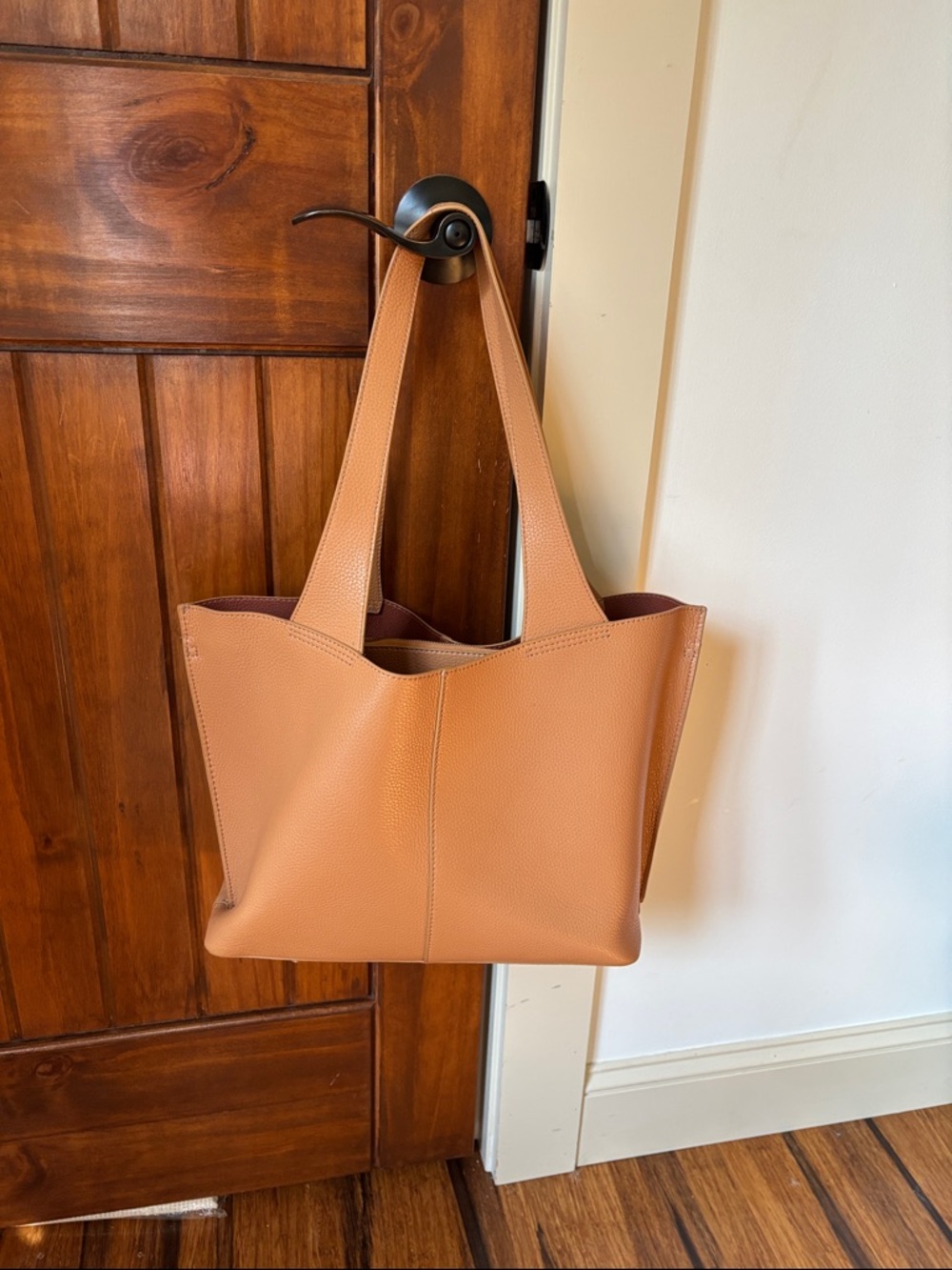 HOBO pebbled leather bag